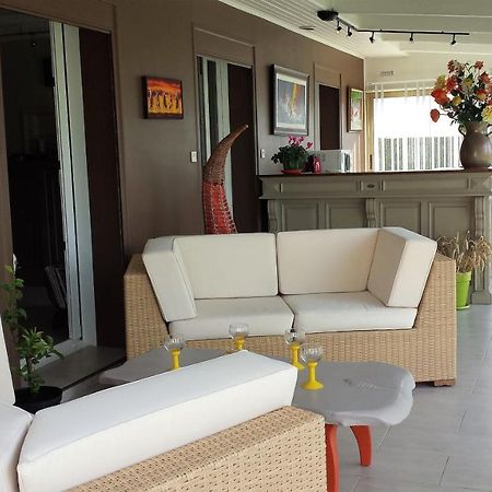 Chambre Privee Avec Salon, Garage Voiture, Velos, Motos Tourville-sur-Arques Exteriör bild
