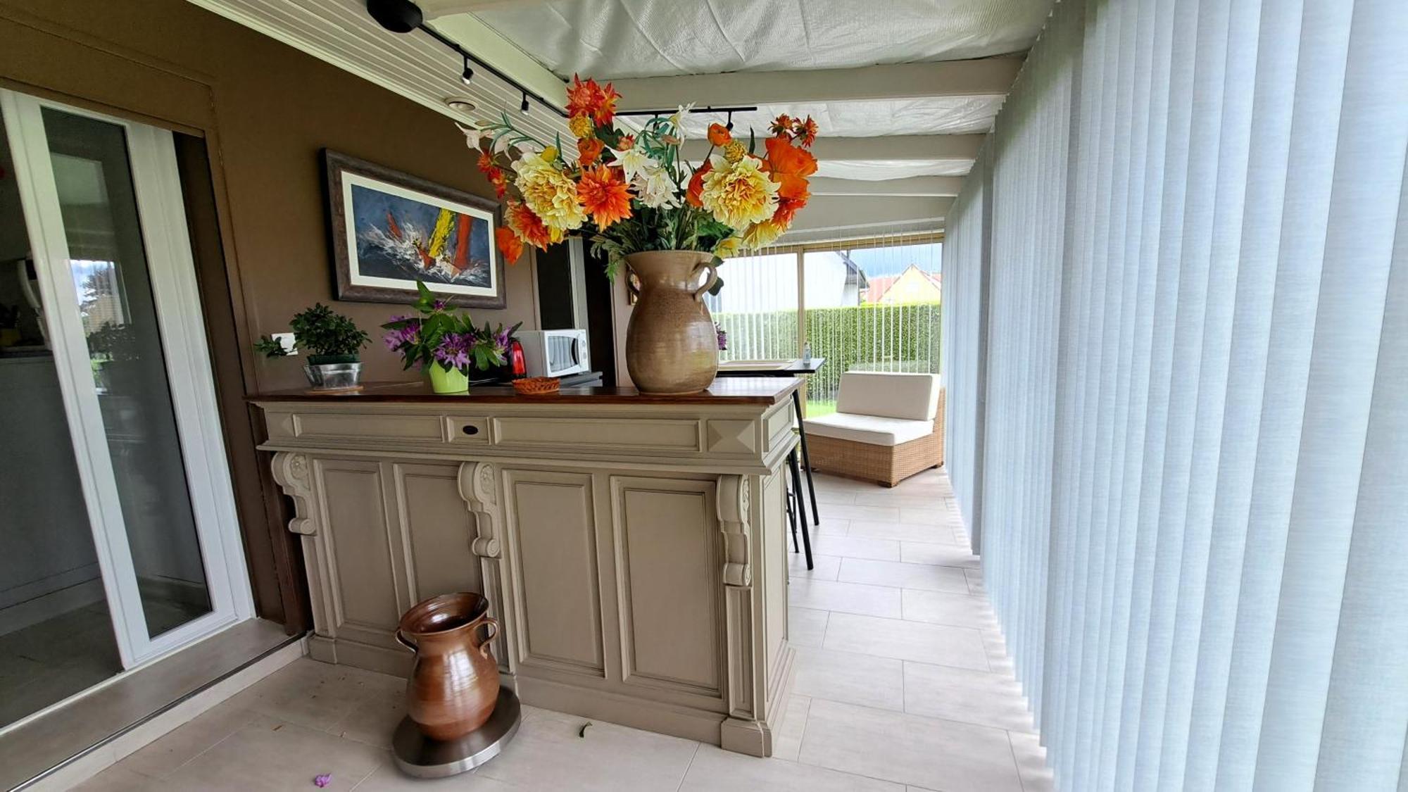 Chambre Privee Avec Salon, Garage Voiture, Velos, Motos Tourville-sur-Arques Exteriör bild