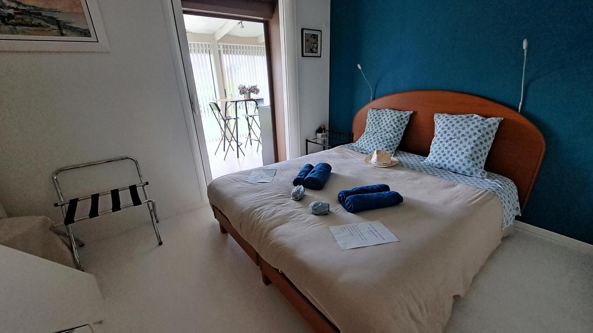 Chambre Privee Avec Salon, Garage Voiture, Velos, Motos Tourville-sur-Arques Exteriör bild