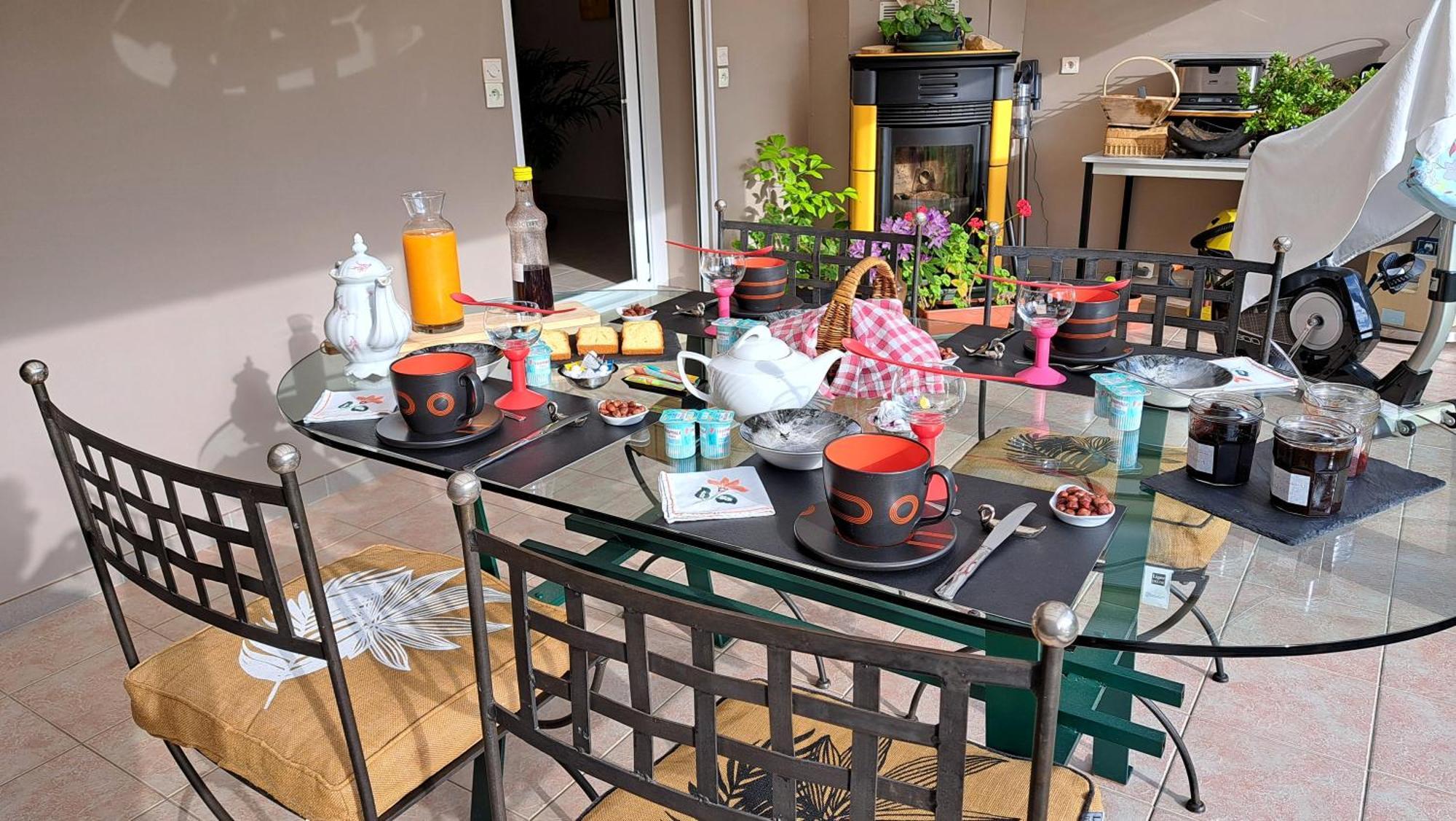 Chambre Privee Avec Salon, Garage Voiture, Velos, Motos Tourville-sur-Arques Exteriör bild
